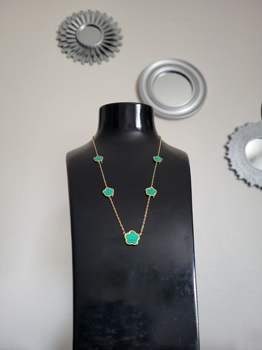 Collar de la suerte verde